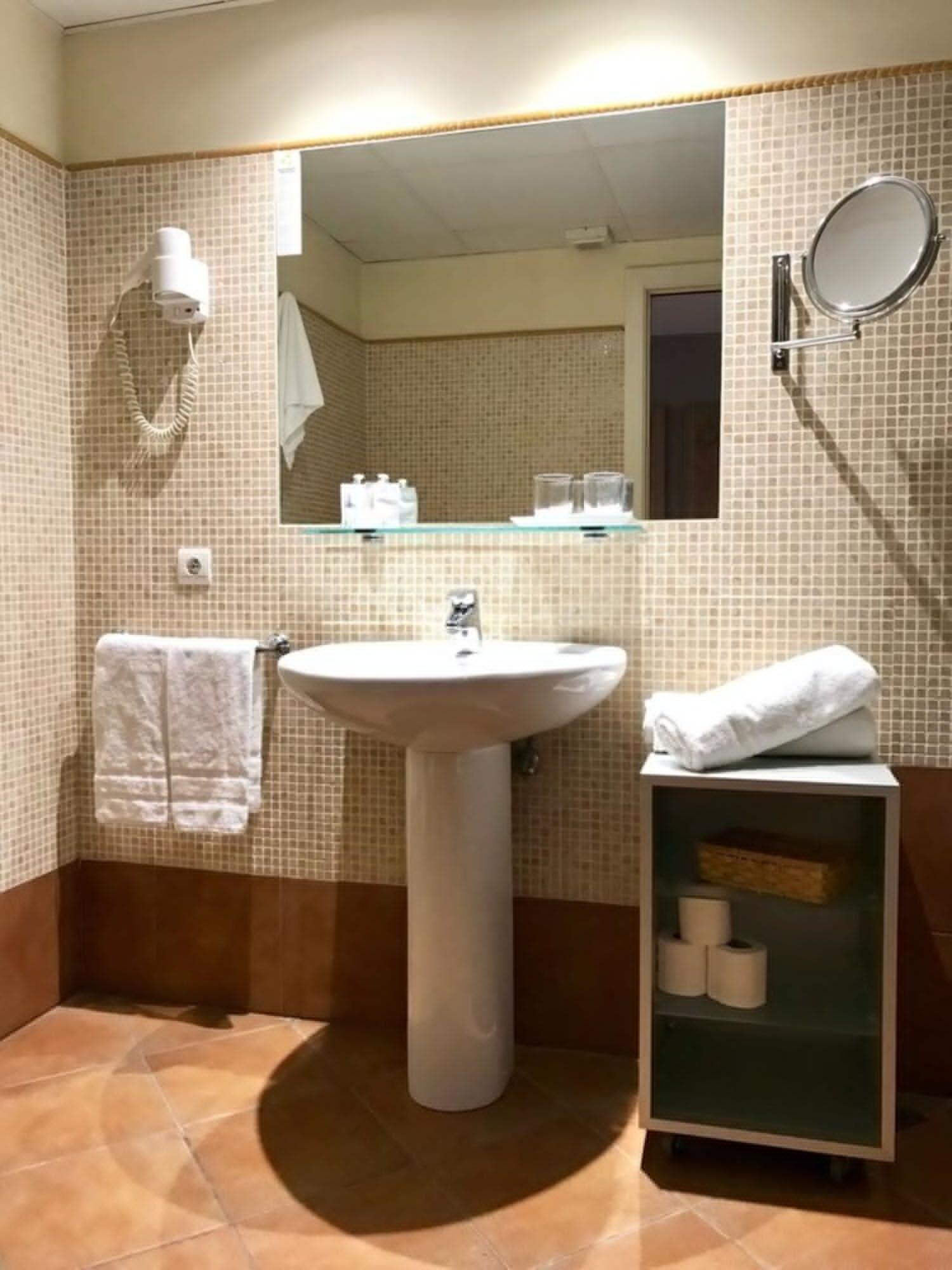 Hotel Grand Pas 4*